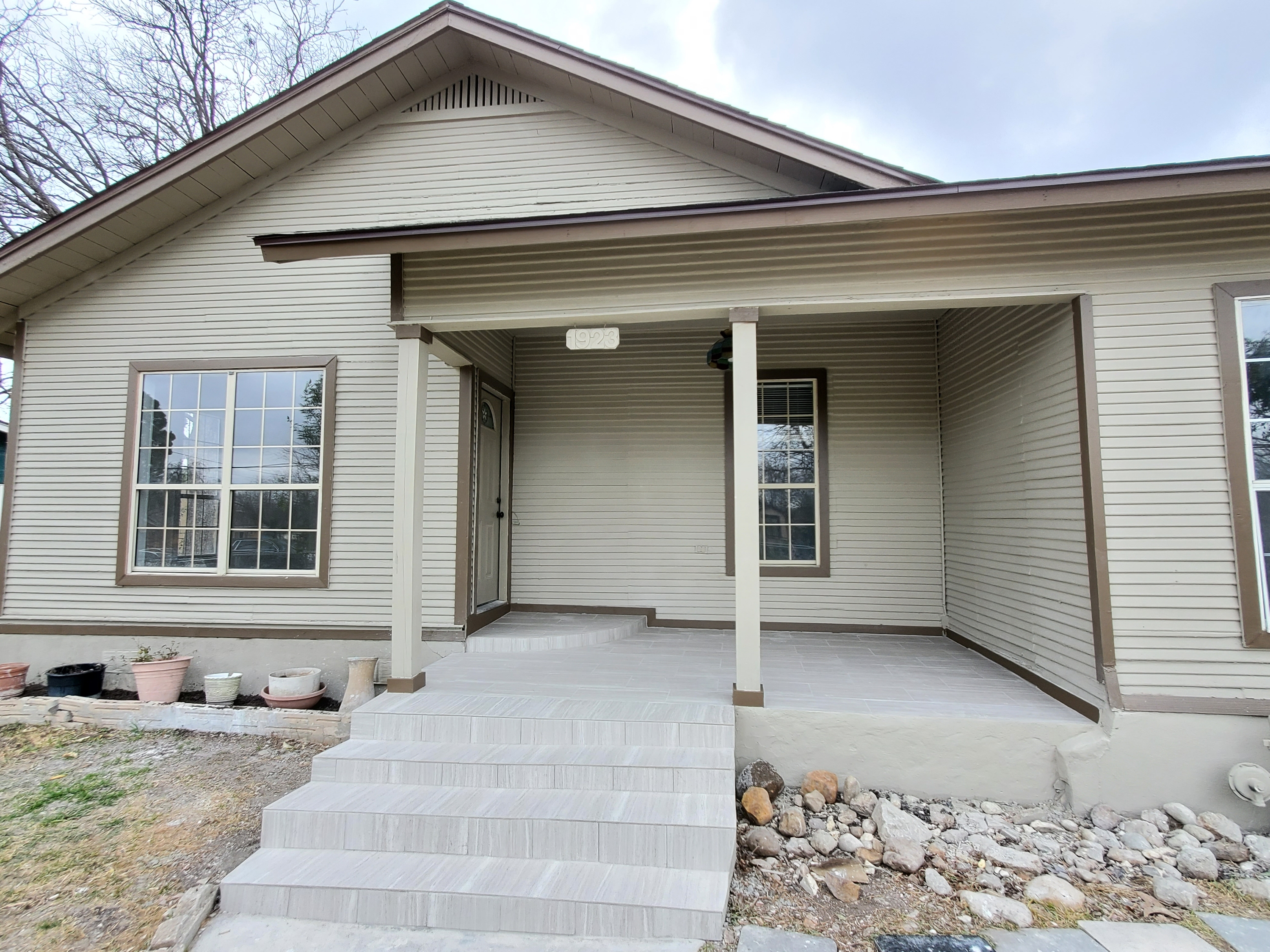 Property thumbnail image